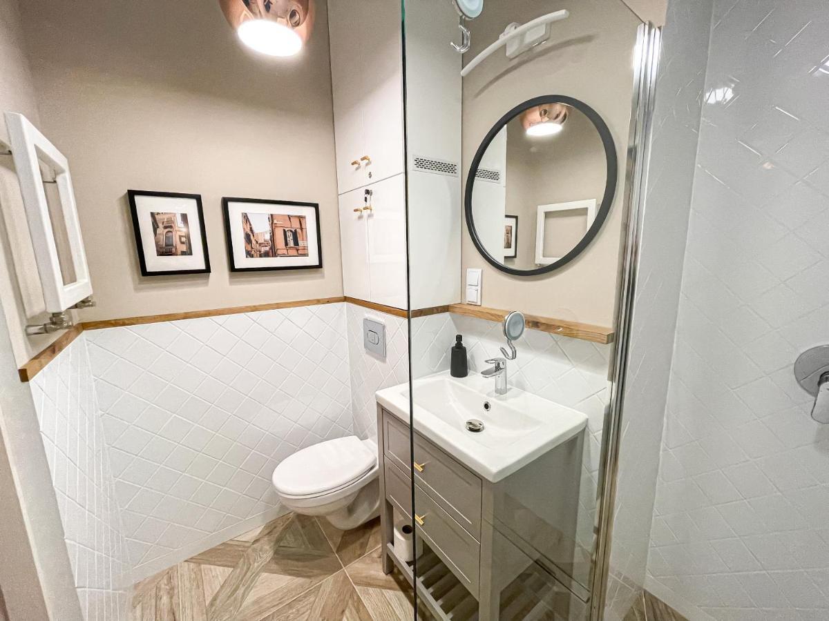 Chill Apartament Skarzysko-Kamienna Bagian luar foto